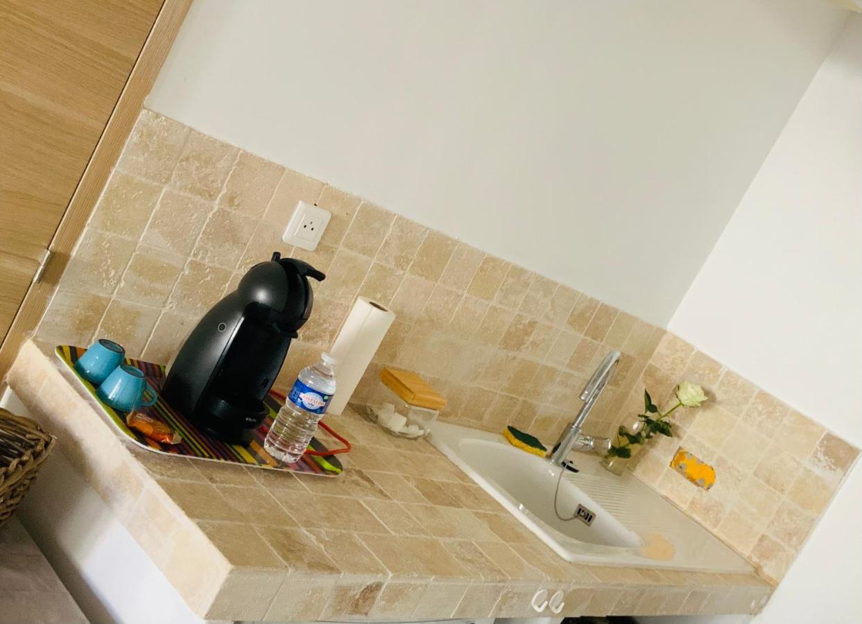 ホテル Chez Nous Mérindol エクステリア 写真