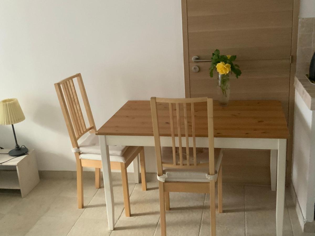 ホテル Chez Nous Mérindol エクステリア 写真